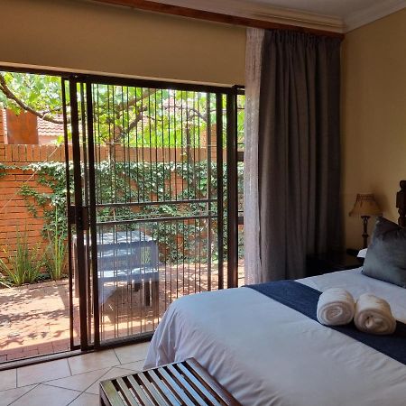 Camelia Guest House Bloemfontein Kültér fotó