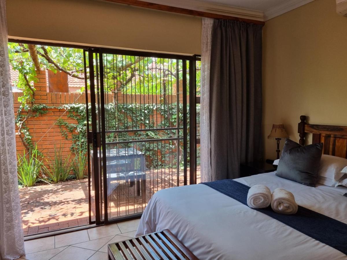 Camelia Guest House Bloemfontein Kültér fotó