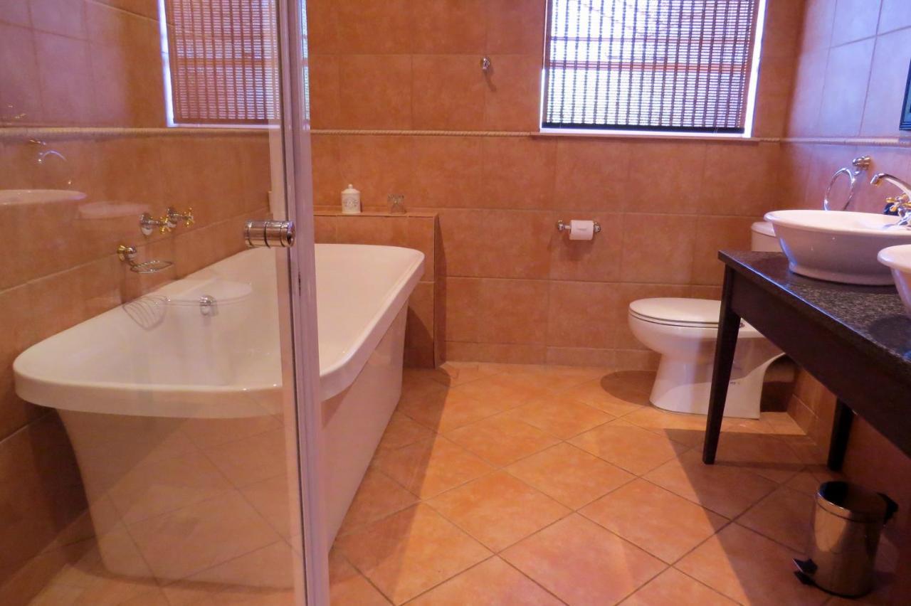 Camelia Guest House Bloemfontein Kültér fotó